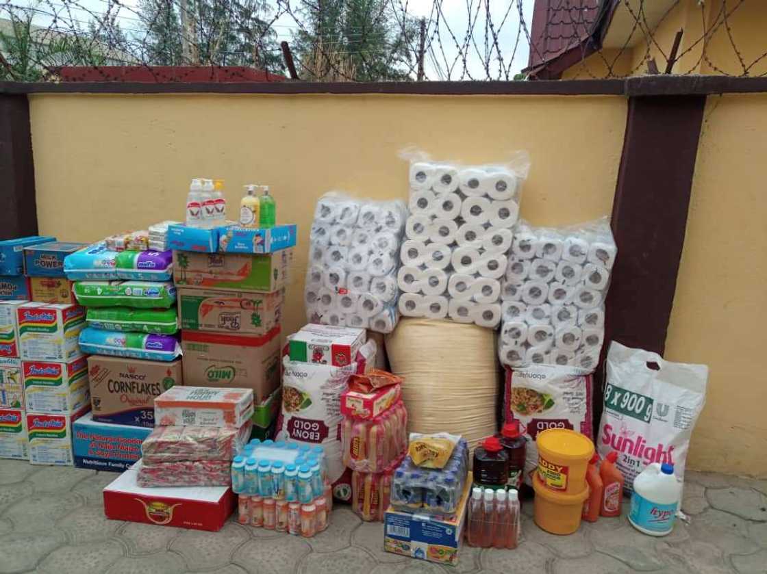 Lockdown: Ned Nwoko, Regina Daniels reach out to forgotten children in Abuja Lockdown: Ned Nwoko, Regina Daniels reach out to forgotten children in Abuja