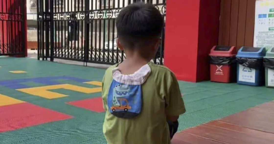 Little boy abandoned in kindergarten.