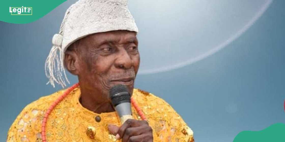 Fitaccen mawaki ya rasu ya na da shekaru 91 Fitaccen mawaki ya rasu ya na da shekaru 91