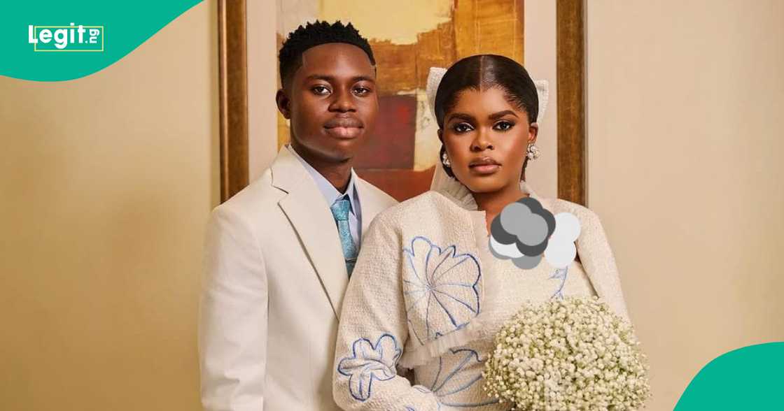 Man posts what he saw at entrance gate of Peller and Jarvis' wedding. Man posts what he saw at entrance gate of Peller and Jarvis' wedding.