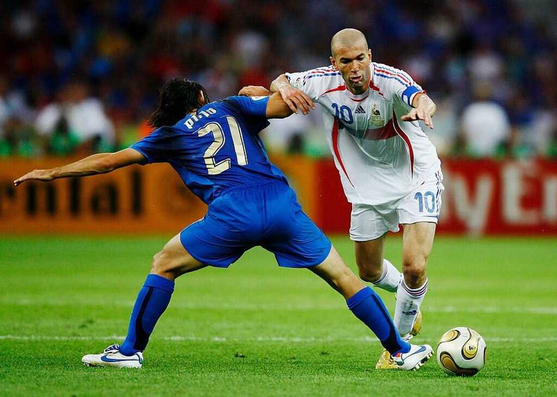 Juventus ‘considering Zinedine Zidane approach to become their new boss from Real Madrid Juventus ‘considering Zinedine Zidane approach to become their new boss from Real Madrid