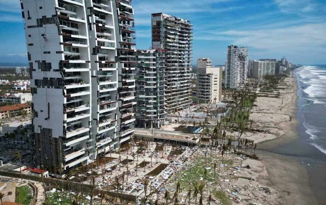 Hurricane Otis left nearly 50 people dead and another 30 missing Hurricane Otis left nearly 50 people dead and another 30 missing