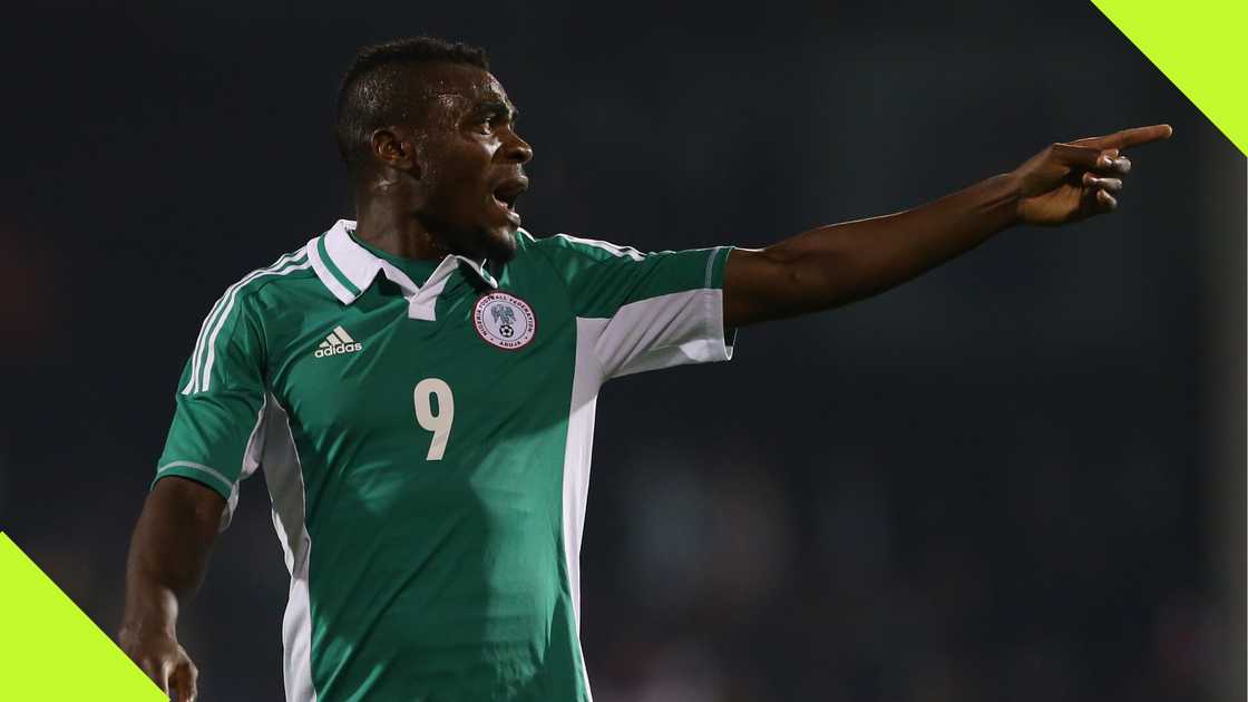 Emmanuel Emenike playing for Nigeria against Italy in 2013.