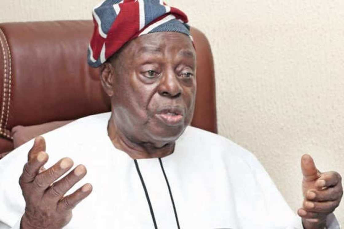 Kar a rufe jami’o’i har ba ranar bude su, Babalola ya fadawa FG Kar a rufe jami’o’i har ba ranar bude su, Babalola ya fadawa FG