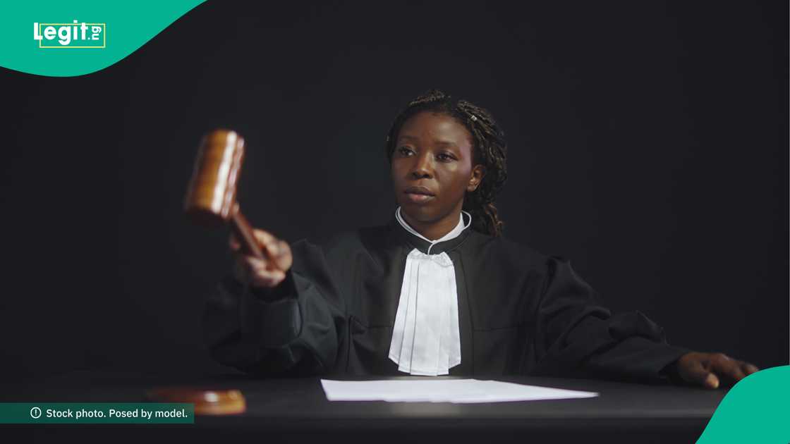 US Arrests Nigerian Lady for Allegedly Receiving Pandemic Benefits of Over N50 Million Fraudulently US Arrests Nigerian Lady for Allegedly Receiving Pandemic Benefits of Over N50 Million Fraudulently