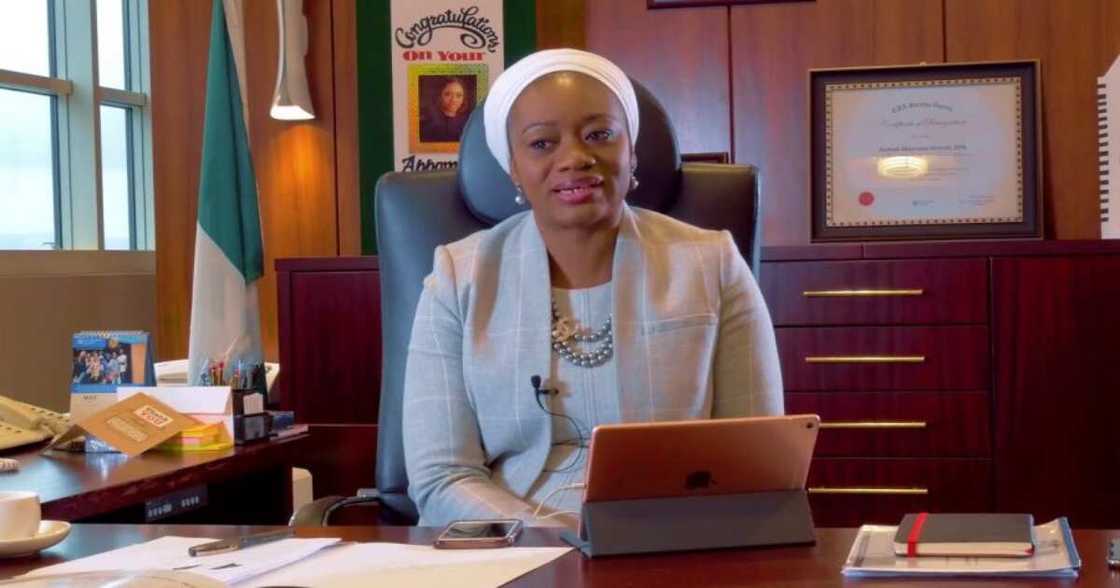 Aisha Ahmed ta ce bata san adadin kudin da CBN ya buga ba Aisha Ahmed ta ce bata san adadin kudin da CBN ya buga ba