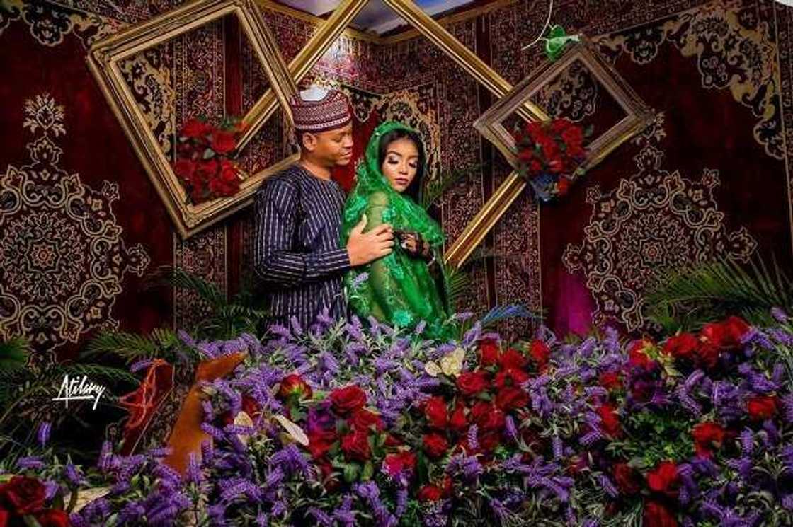 MC Tagwaye; mai barkwanci ta hanyar kwaikwayon Buhari ya auri diyar hadimar shugaban kasa (Hotuna) MC Tagwaye; mai barkwanci ta hanyar kwaikwayon Buhari ya auri diyar hadimar shugaban kasa (Hotuna)