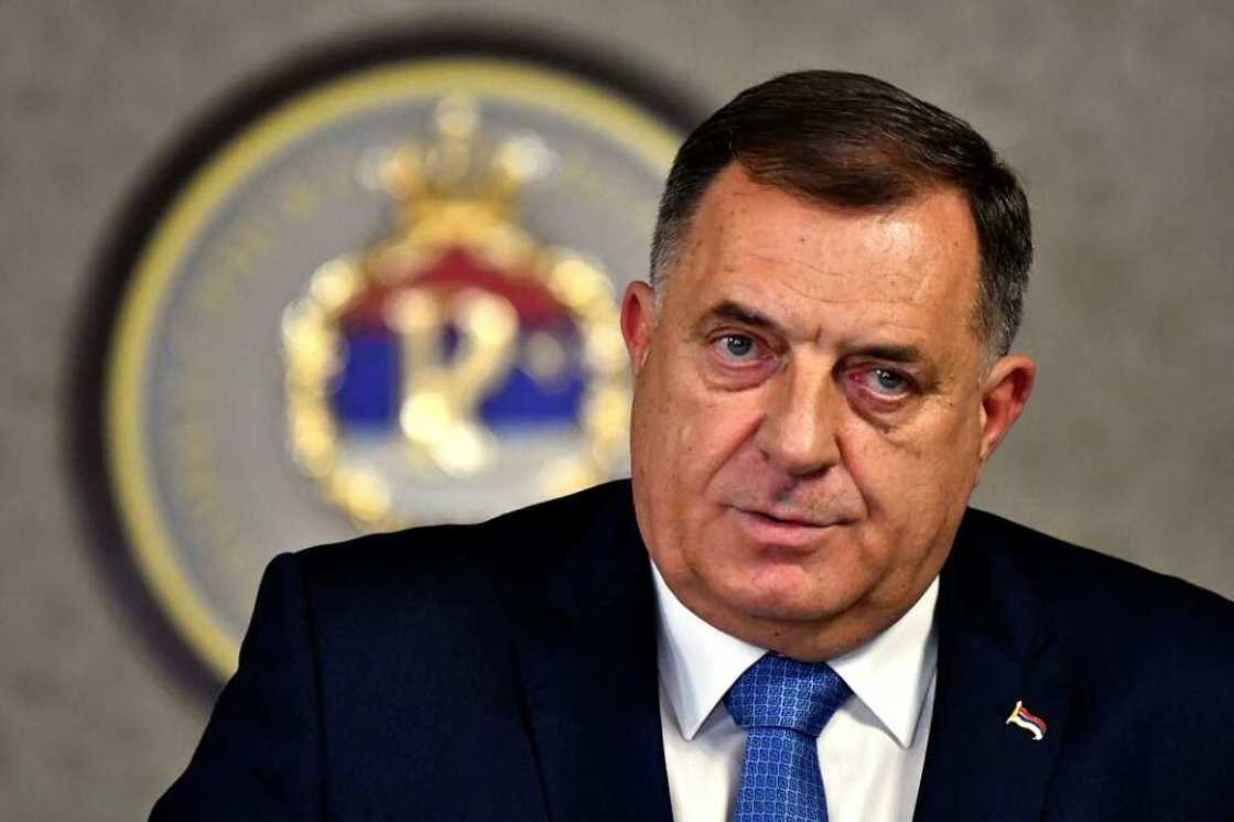 Milorad Dodik addresses reporters after the announcement of his election victory Milorad Dodik addresses reporters after the announcement of his election victory
