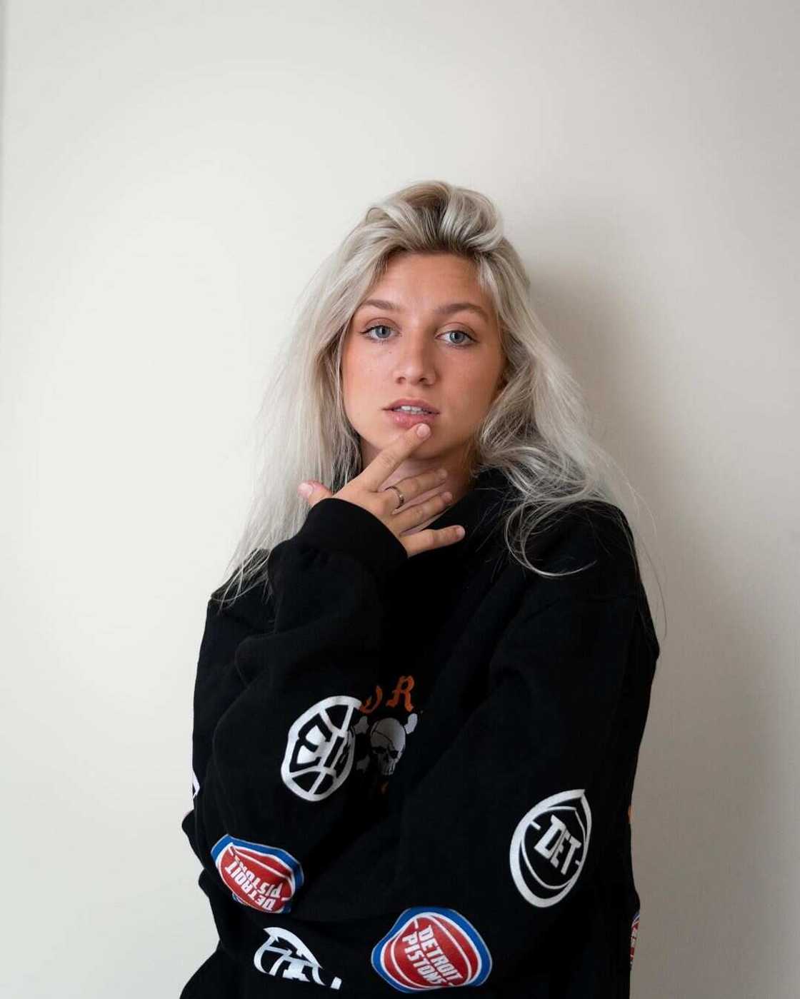 Anna Sitar Anna Sitar