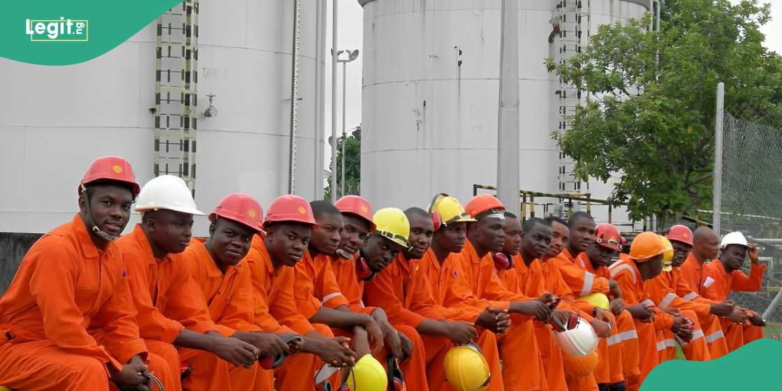 NNPC workers on site NNPC workers on site