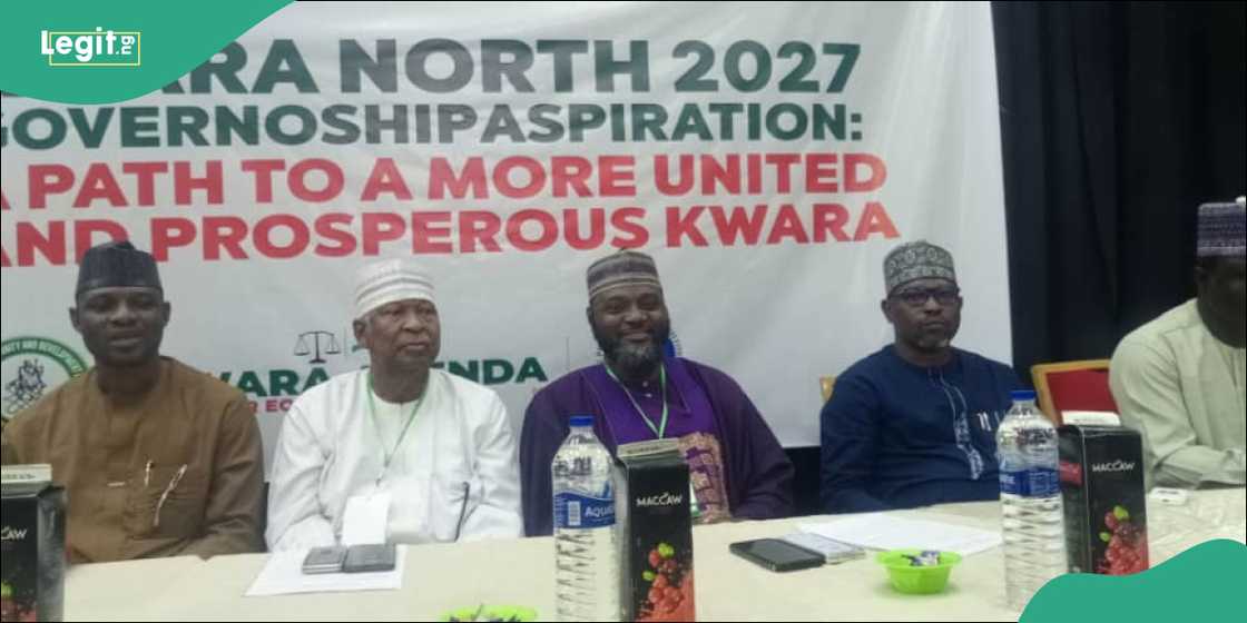 Minister’s aide Muhammed Funsho Abdullahi addresses stakeholders at the event.