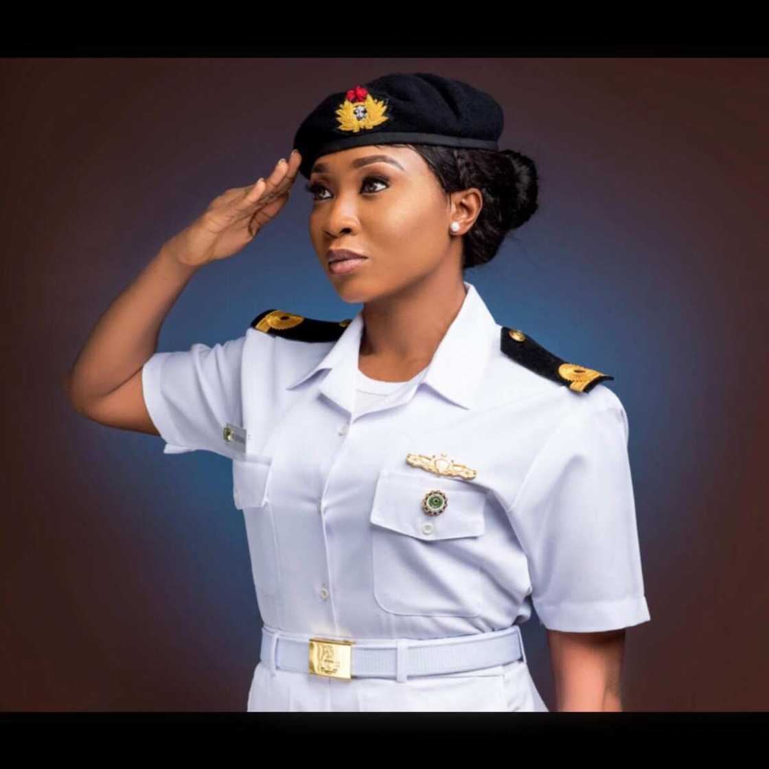 Gorgeous Nigerian lady who dumped journalism to become naval officer shares her life journey Gorgeous Nigerian lady who dumped journalism to become naval officer shares her life journey