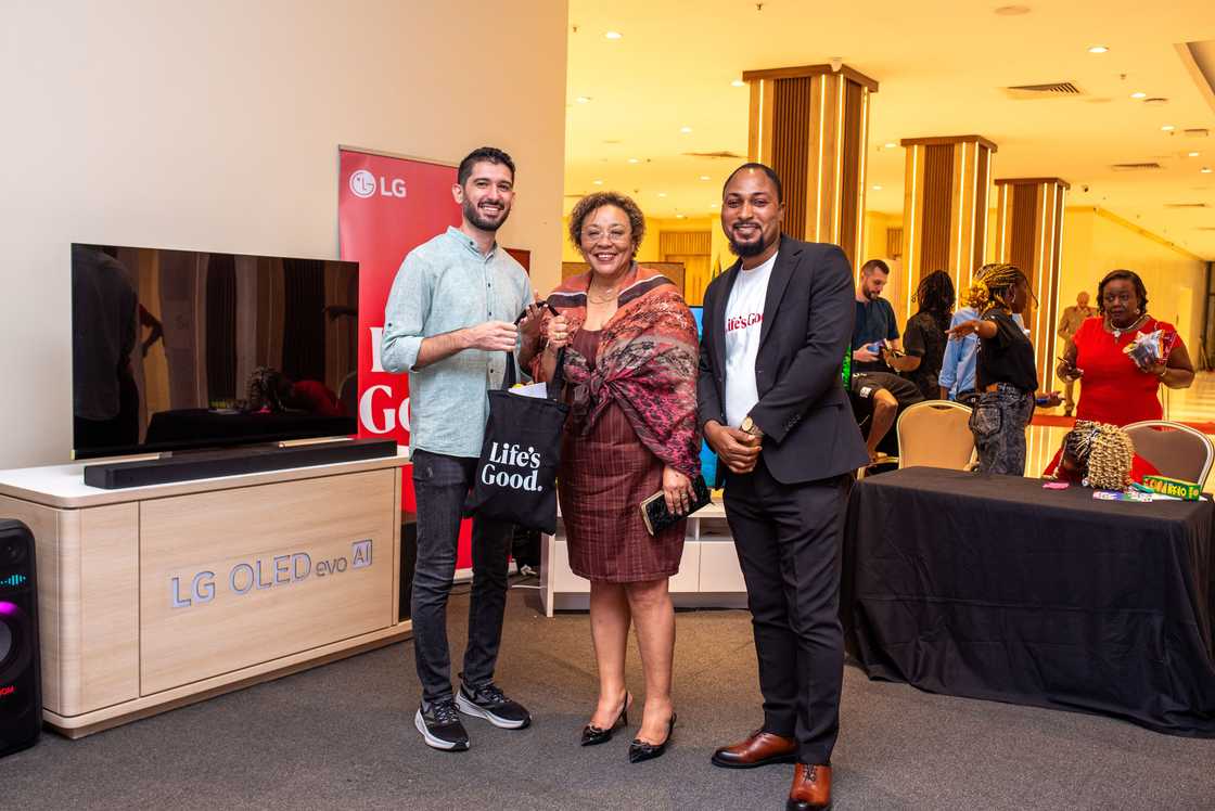 LG Electronics Shines at Korean National Day in Abuja with Premium Tech Showcase