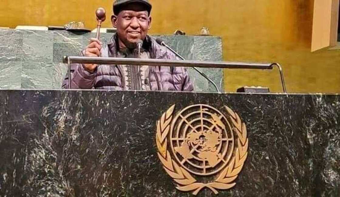 Malaman Izala sun tafi kasashen waje yayin da ake cikin mawuyacin hali Malaman Izala sun tafi kasashen waje yayin da ake cikin mawuyacin hali