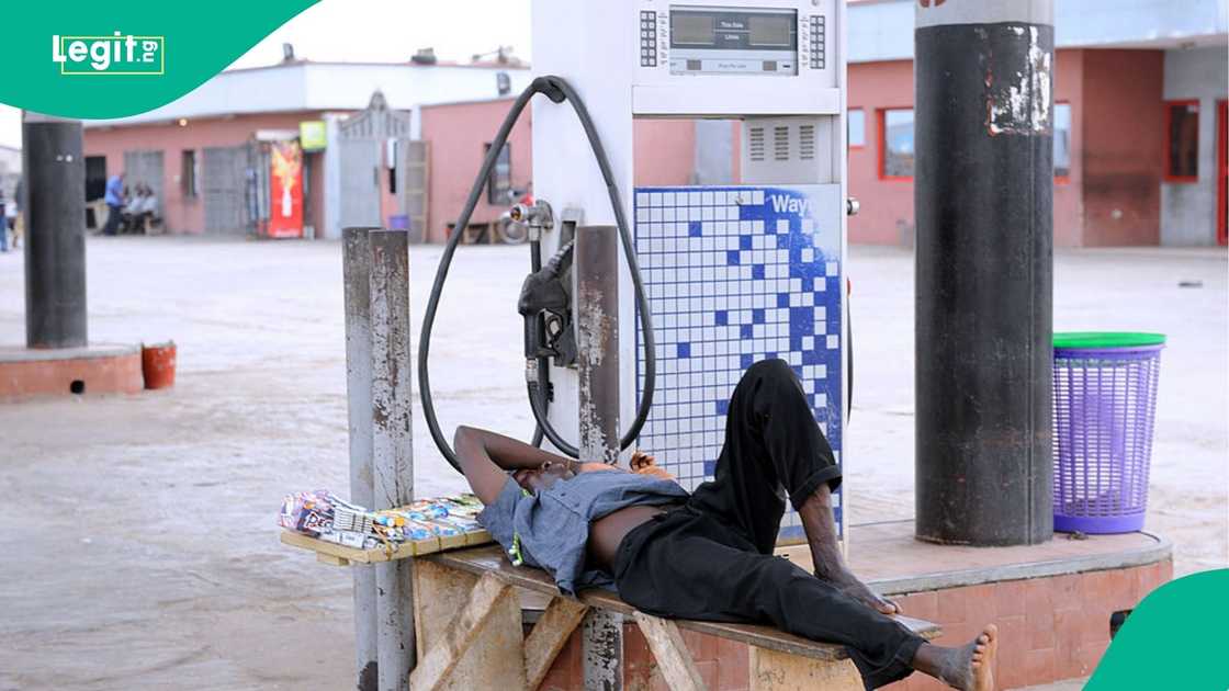 Fuel crisis hits Niger, citizens buys a litre of petrol for N8,000 Fuel crisis hits Niger, citizens buys a litre of petrol for N8,000