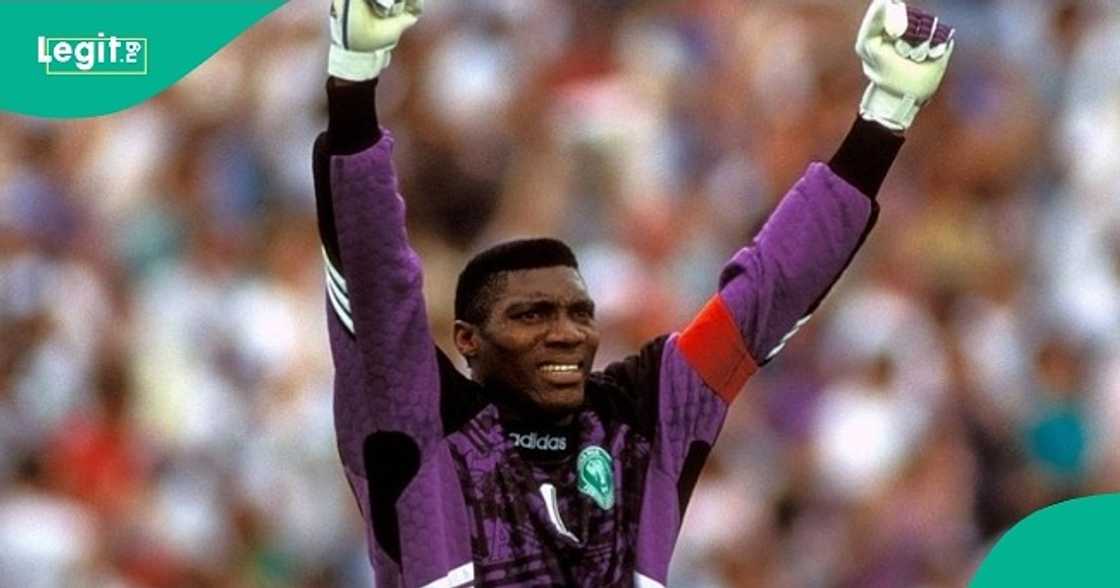 Female journalist recounts conversation with late Peter Rufai who planned to launch a book. Female journalist recounts conversation with late Peter Rufai who planned to launch a book.