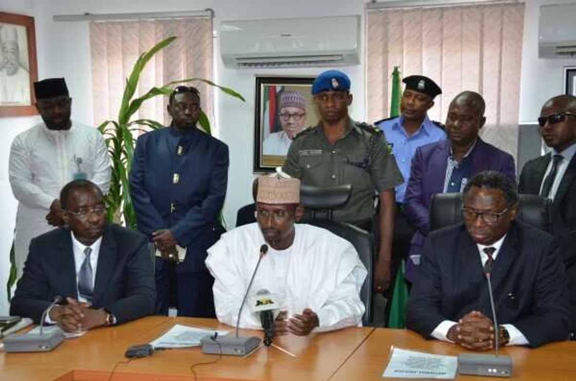 Ministan Abuja zai mayar da abitin Zuba cibiyar killace masu coronavirus Ministan Abuja zai mayar da abitin Zuba cibiyar killace masu coronavirus