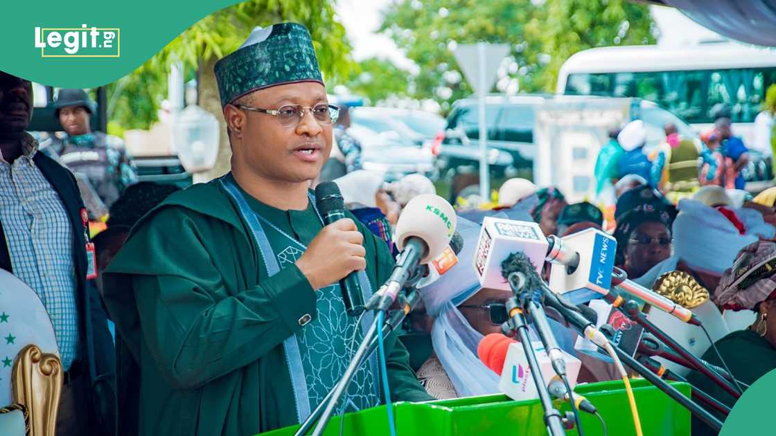 Kaduna LG poll: LP, PDP chieftains dump party, join APC Kaduna LG poll: LP, PDP chieftains dump party, join APC