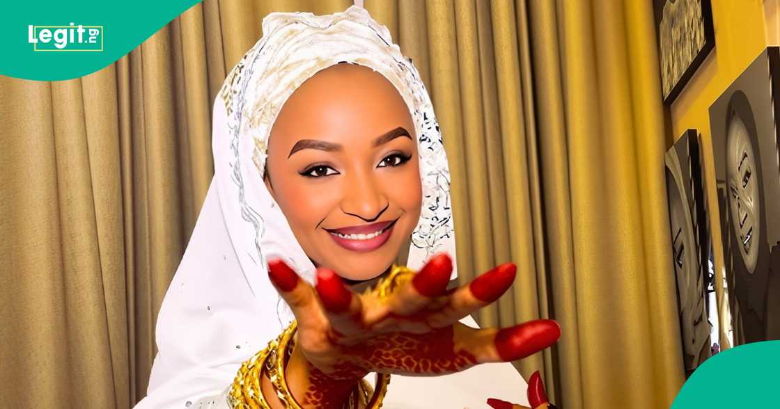 An daura auren jarumar Kannywood, Rahama Sadau a cikin watan Agusta, 2025. An daura auren jarumar Kannywood, Rahama Sadau a cikin watan Agusta, 2025.