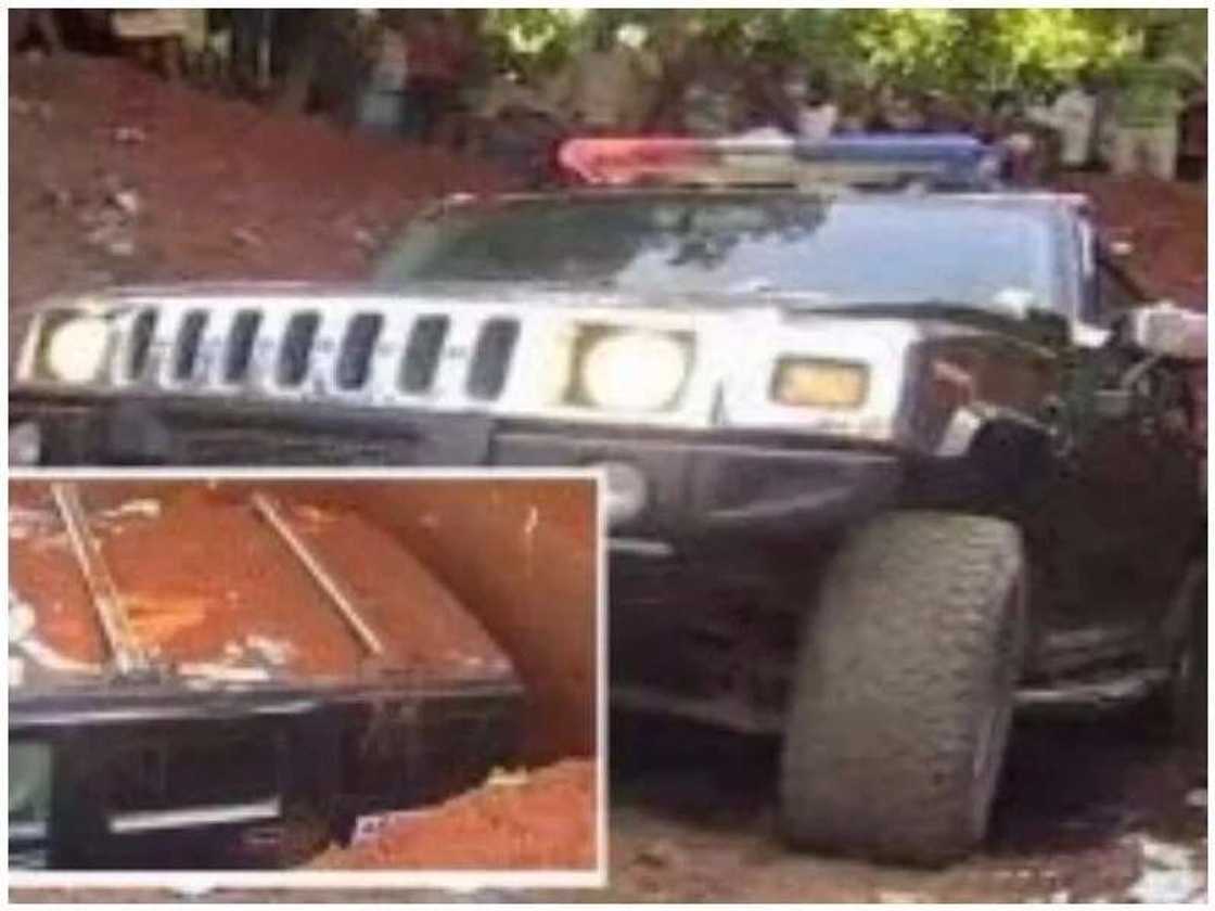 Shock as billionaire buries his mom in Hummer Jeep, splashes the expensive coffin with dollars