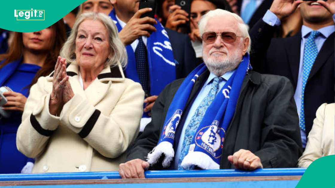 Chelsea, Ken Bates, Blues, England, Premier League