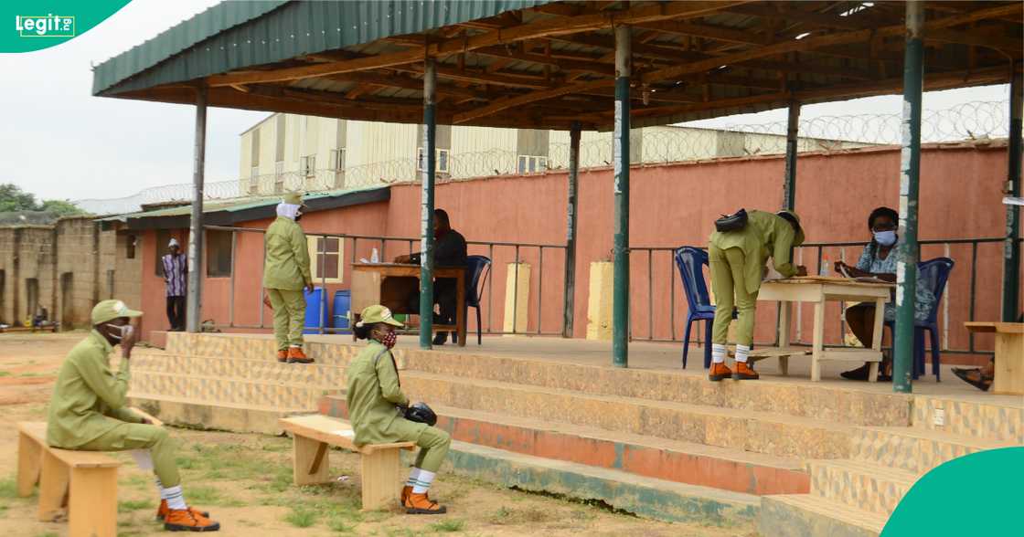 Ex-corper storms the Oshodi bridge in Lagos to protest his unemployment. Ex-corper storms the Oshodi bridge in Lagos to protest his unemployment.