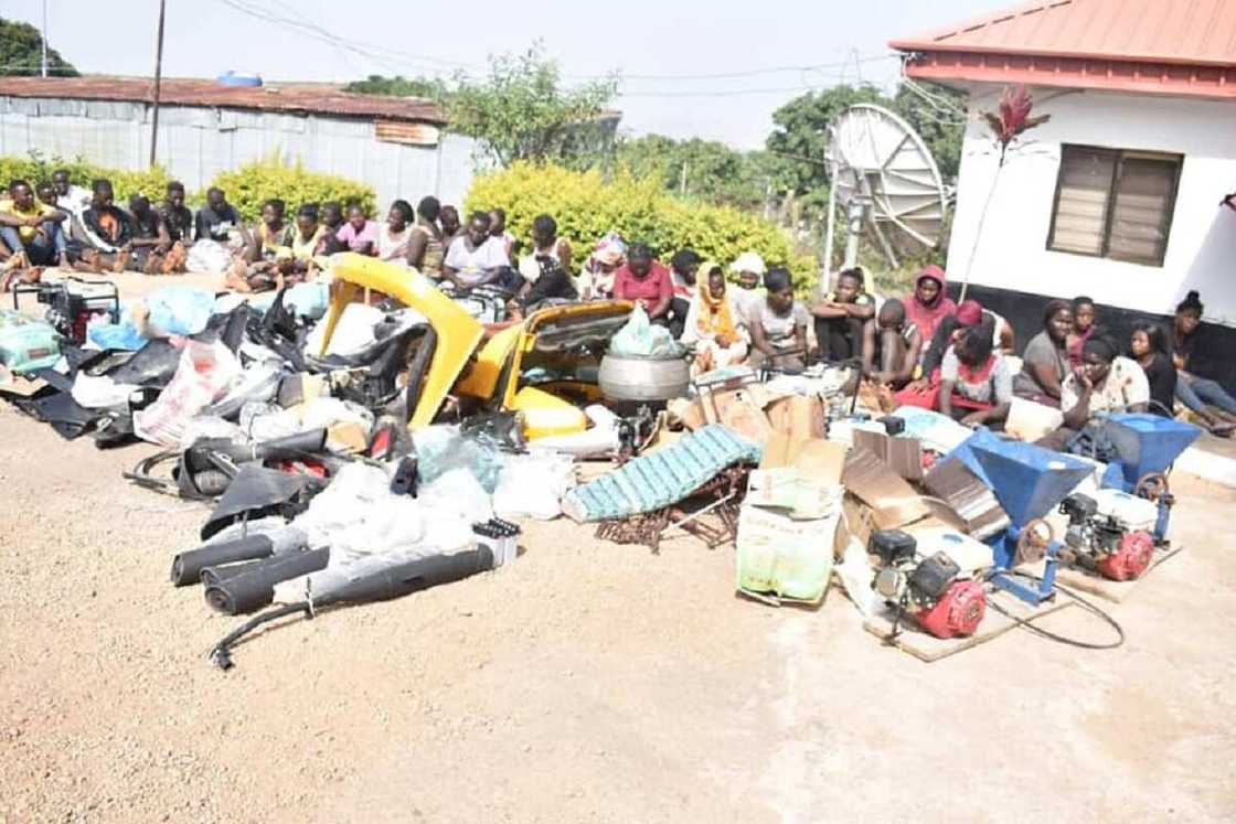 Hotunan matasa 30 da aka kama bayan yashe gidan Yakubu Dogara