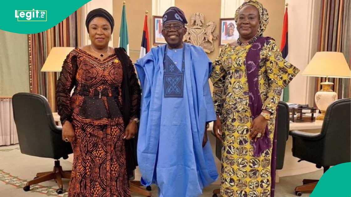 Shugabar ma'aikatan tarayya ta fadi lokacin da sababbin sakatarori za su kama aiki Shugabar ma'aikatan tarayya ta fadi lokacin da sababbin sakatarori za su kama aiki