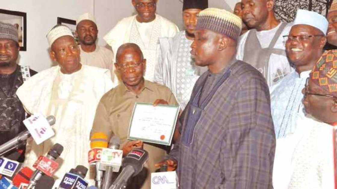 Shugaban masu rinjaye a majalisar wakilai: APC ta sake lamunce wa Doguwa Shugaban masu rinjaye a majalisar wakilai: APC ta sake lamunce wa Doguwa