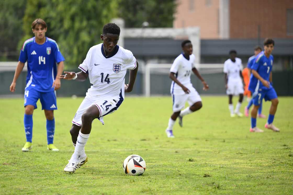 David Eze, England U16, Manchester City David Eze, England U16, Manchester City