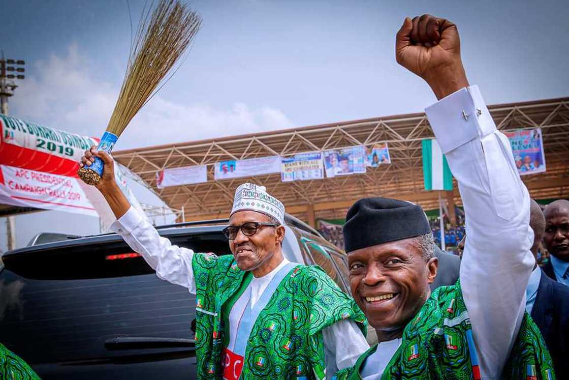 2023: Plot thickens to hijack APC, PDP structure as governors, partymen vie for control 2023: Plot thickens to hijack APC, PDP structure as governors, partymen vie for control