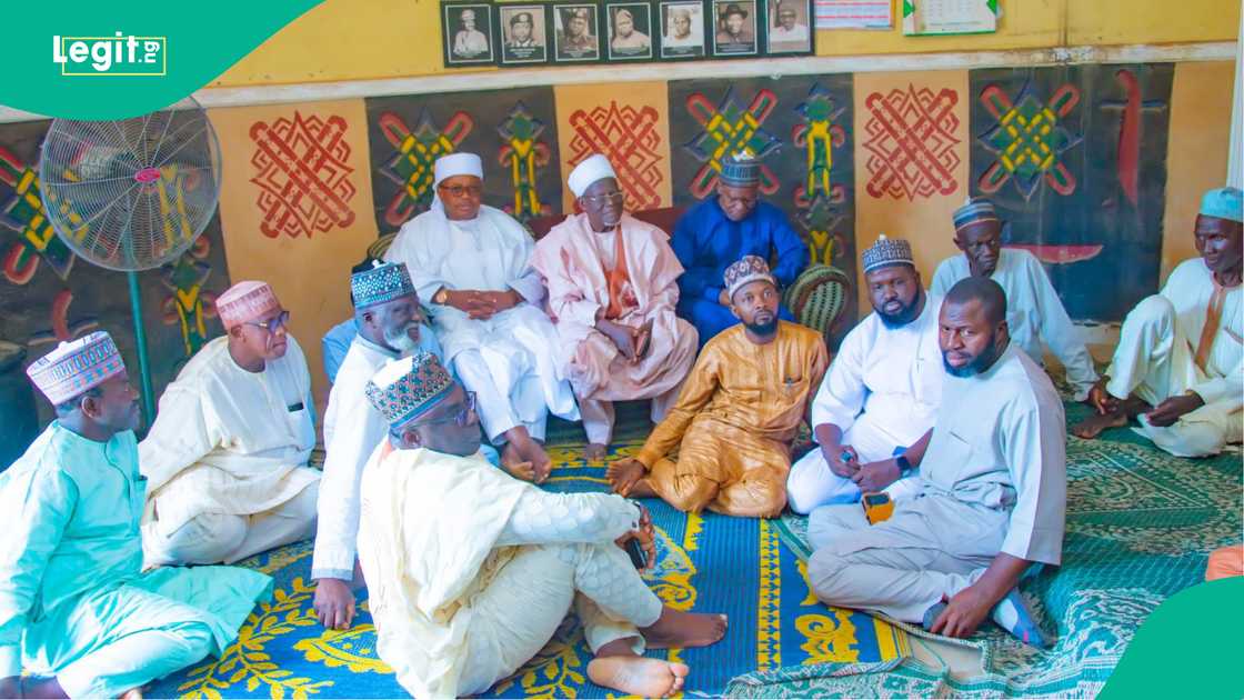 Sanatan Neja ya kai tallafin Naira miliyan 50 ga wadanda iftila'i ya shafa a garin Mokwa Sanatan Neja ya kai tallafin Naira miliyan 50 ga wadanda iftila'i ya shafa a garin Mokwa