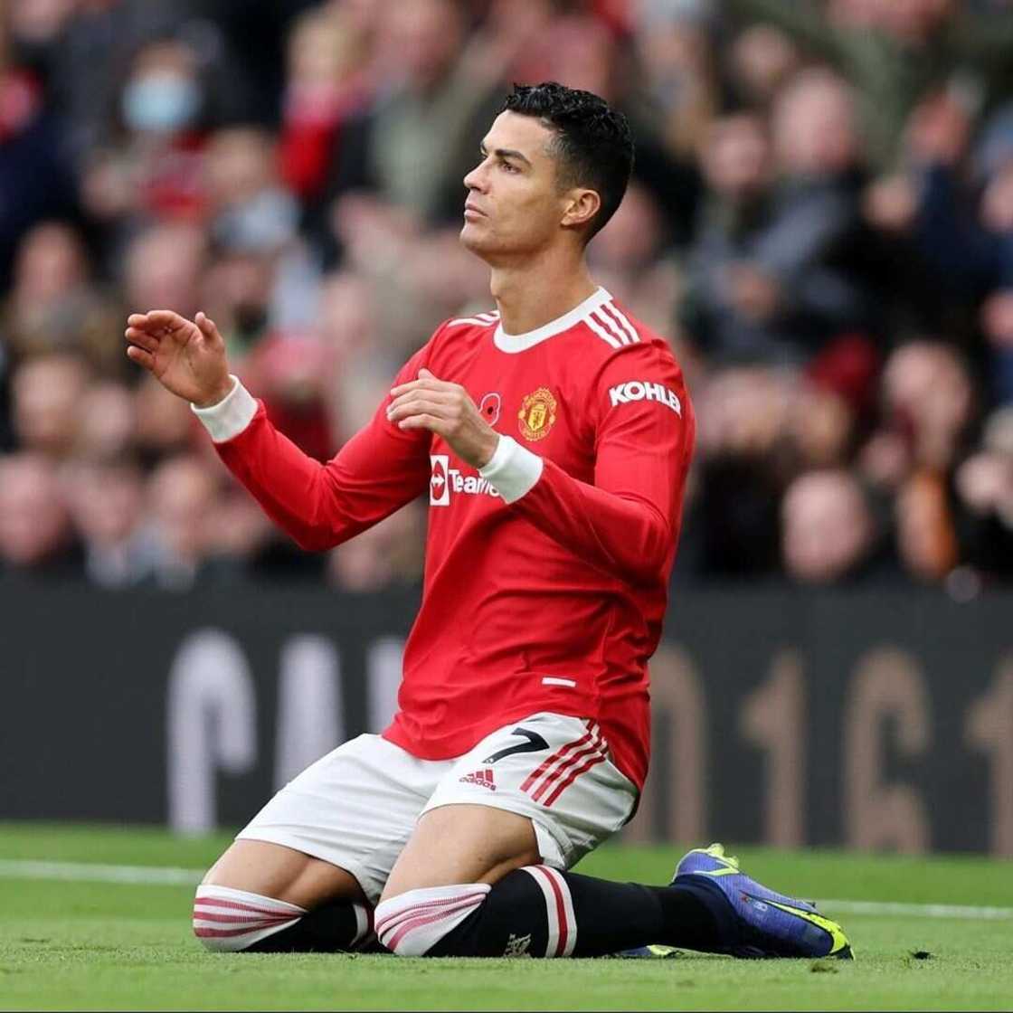 Cristiano Ronaldo Cristiano Ronaldo