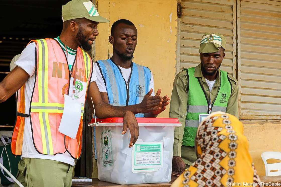 Rumfar zabe. Rumfar zabe.