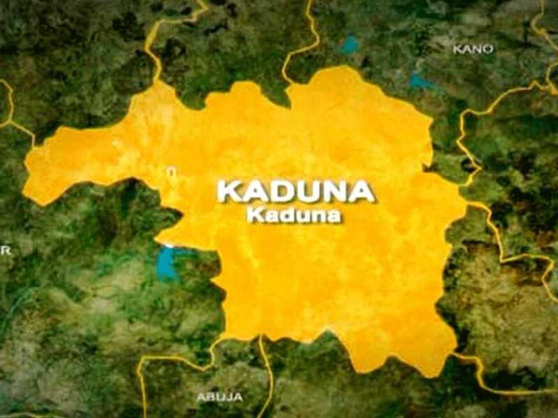 'Yan bindiga sun sace babban limamin katolika a Kaduna 'Yan bindiga sun sace babban limamin katolika a Kaduna