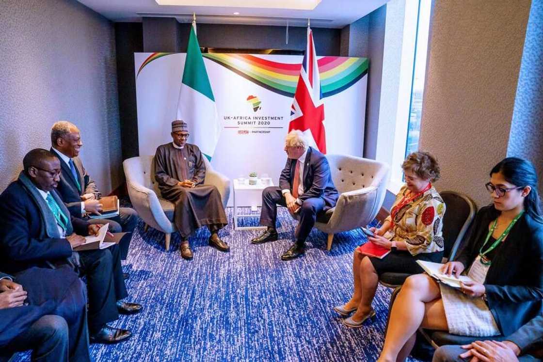 Zirga-zirgar Buhari a Ingila Zirga-zirgar Buhari a Ingila