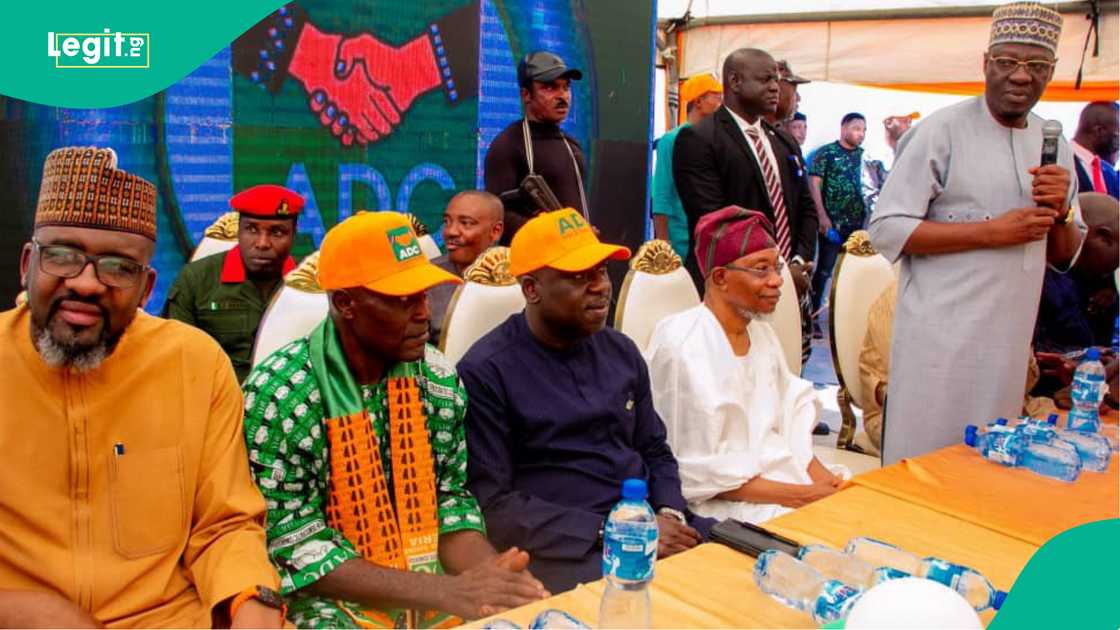 Aregbsola ya ce APC ba za ta kai labari a zaben 2027 ba.