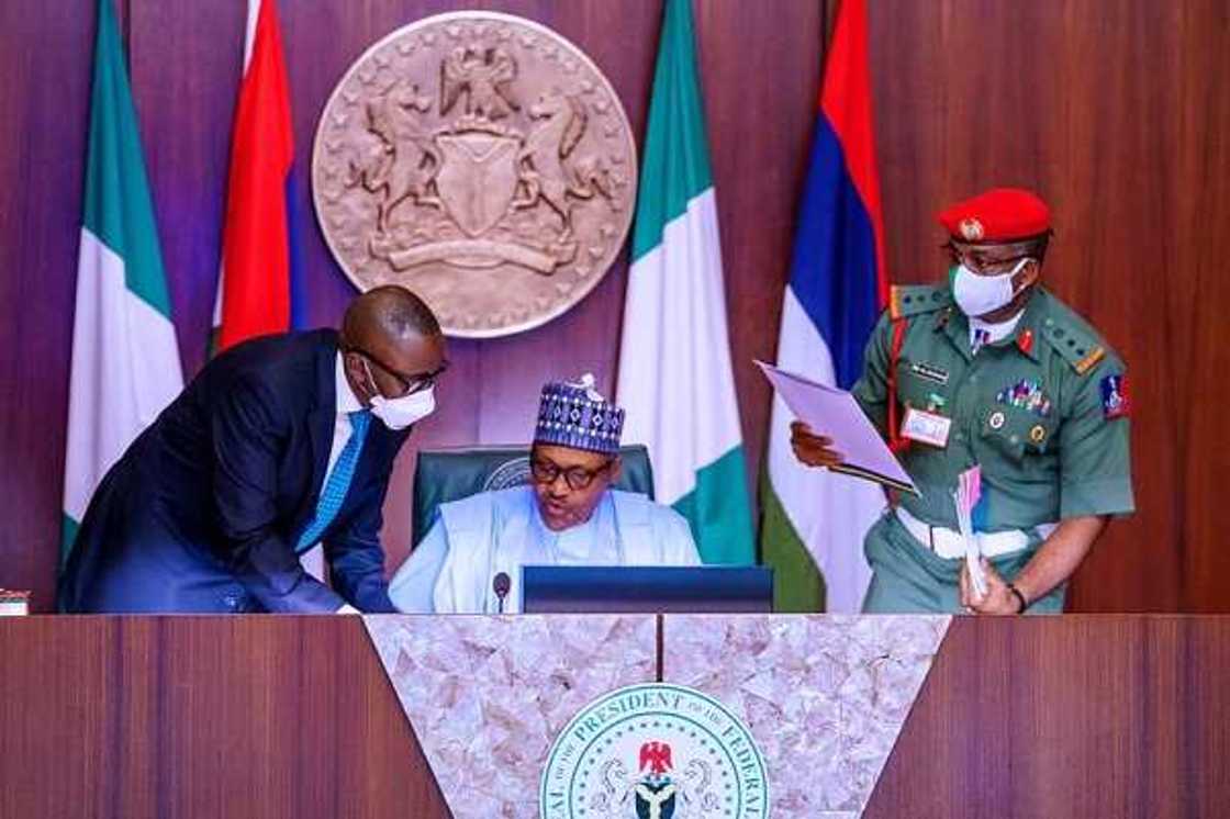 Buhari appoints Fashola, Malami, others as power committee members Buhari appoints Fashola, Malami, others as power committee members