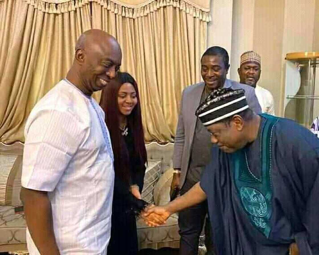 Mijina zai iya kara aurar wasu matan; jarumar fim da ta auri daya daga cikin attajiran Nigeria Mijina zai iya kara aurar wasu matan; jarumar fim da ta auri daya daga cikin attajiran Nigeria