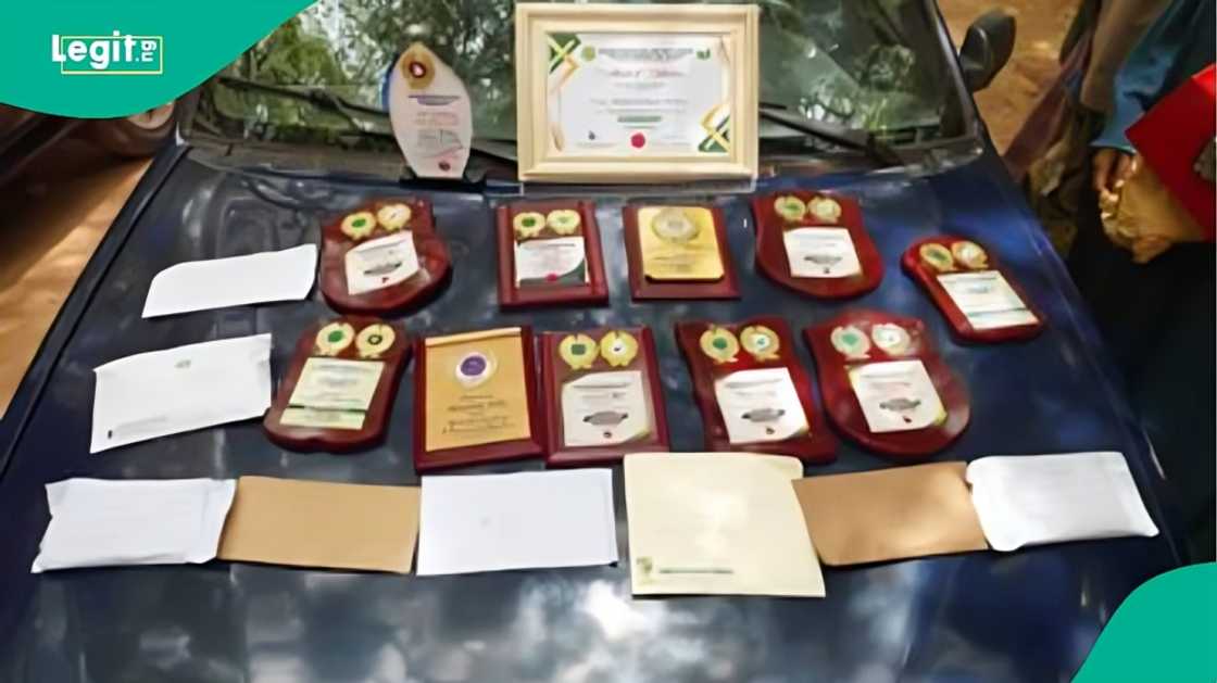 Nigerian lady emerges top Pharmacy graduate at UDUS, wins 20 awards Nigerian lady emerges top Pharmacy graduate at UDUS, wins 20 awards