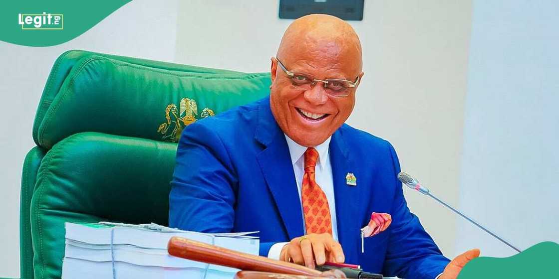 Nigerian governor launches free food scheme Nigerian governor launches free food scheme