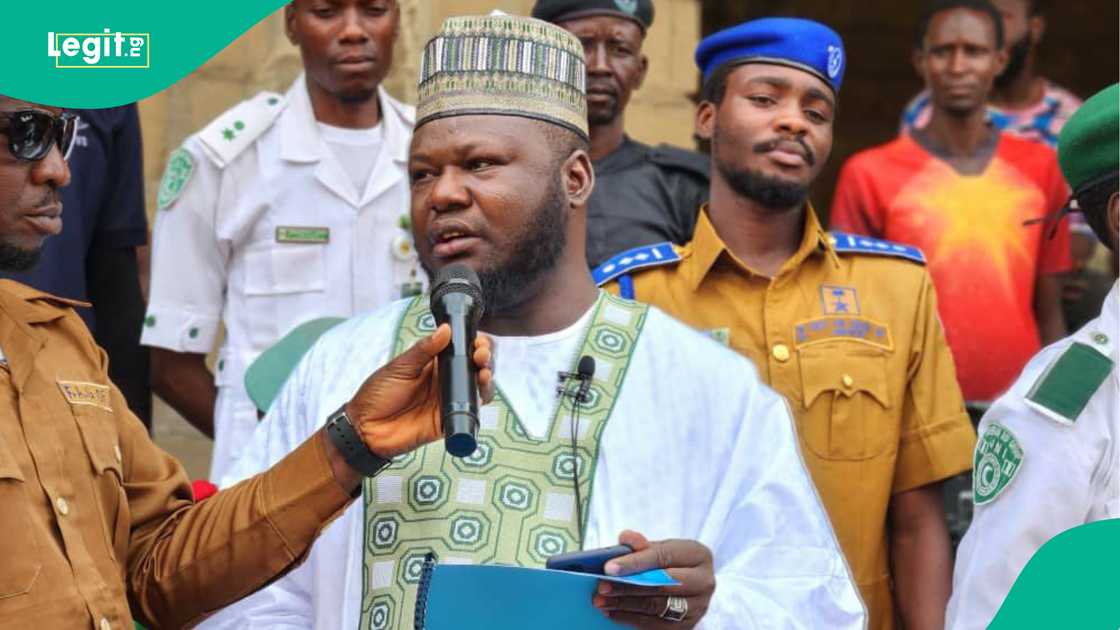 Malamin Musulunci da ya yi shiga sulhu da Turji Malamin Musulunci da ya yi shiga sulhu da Turji