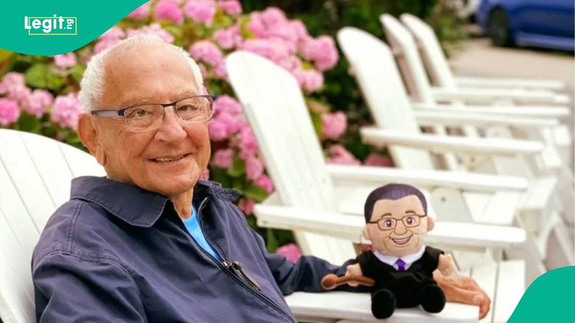 Frank Caprio cause of death/Celebrity judge Frank Caprio whose empathy to defendants made him world-famous dies aged 88/Nicest judge in the world Frank Caprio dies after cancer diagnosis