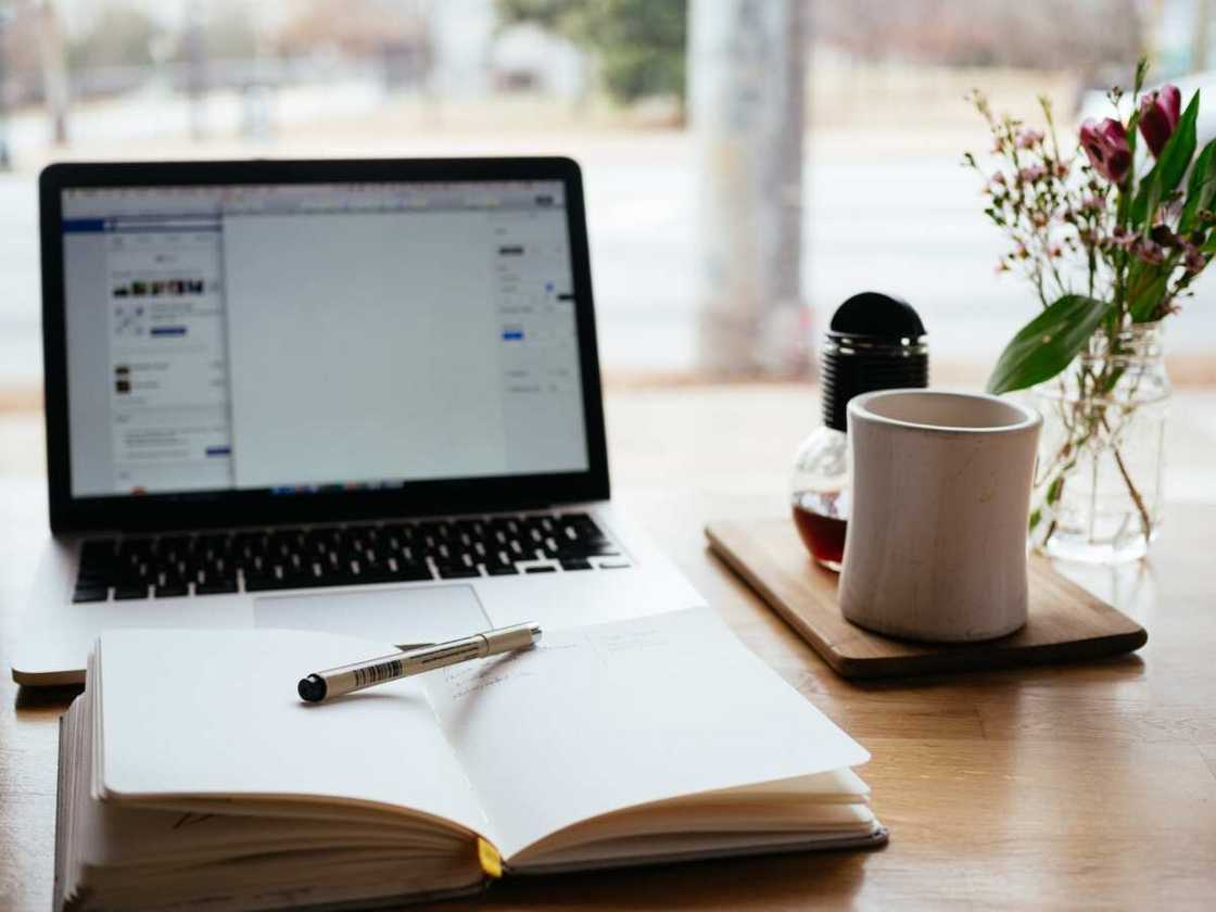 Book review template Book review template