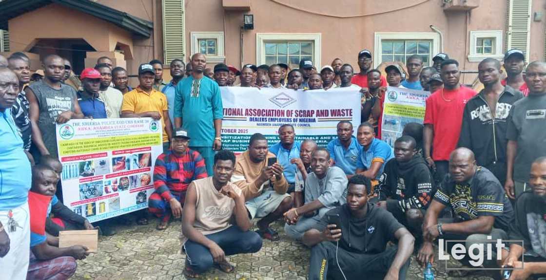 Scrap dealers and scavengers in Anambra pledge loyalty to Soludo ahead of election Scrap dealers and scavengers in Anambra pledge loyalty to Soludo ahead of election