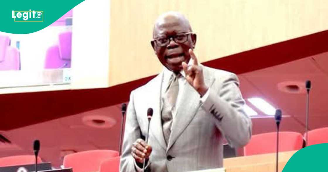 Sanata Oshiomhole. Sanata Oshiomhole.