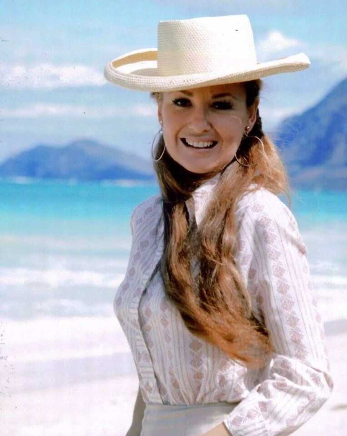actress shelley fabares actress shelley fabares