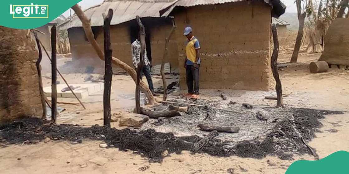 Yan bindiga sun kai mummunan hari kauyukan Kajuru, jihar Kaduna Yan bindiga sun kai mummunan hari kauyukan Kajuru, jihar Kaduna