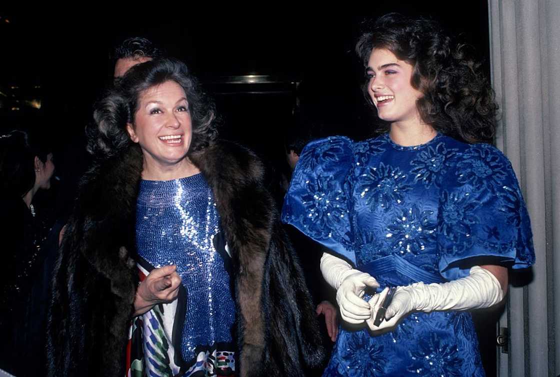Brooke Shields enjoys a happy moment with her mother, Teri Shields Brooke Shields enjoys a happy moment with her mother, Teri Shields