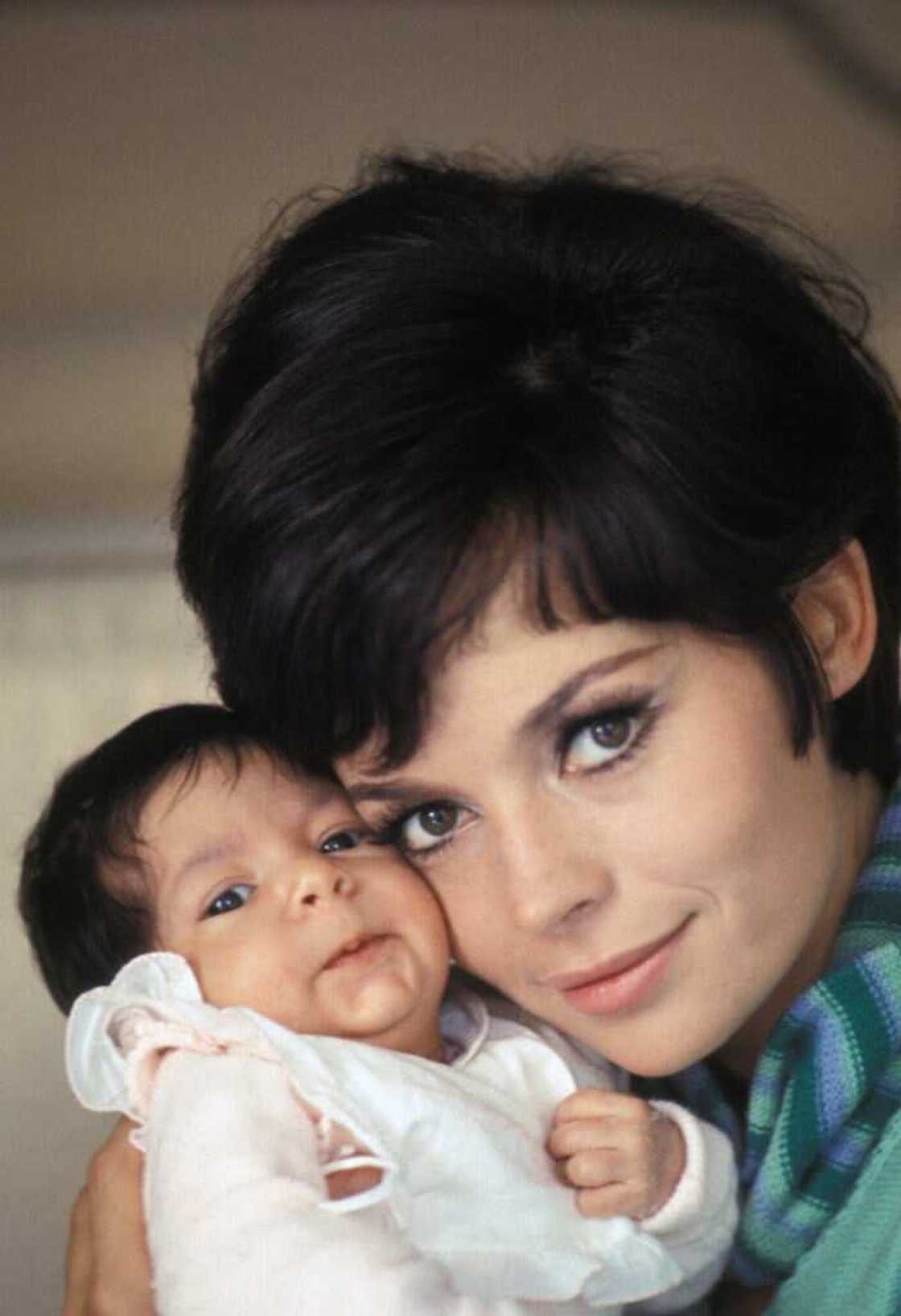 Pascale Petit et sa fille ainée Pascale Petit et sa fille ainée